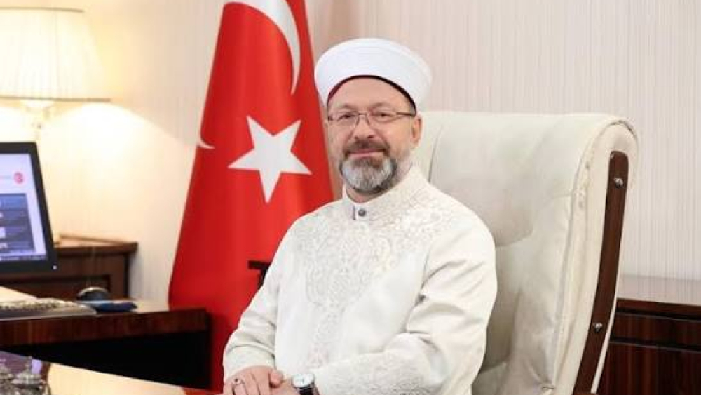 Diyanet İşleri Başkanlığı’nda 12 isim görevden alındı